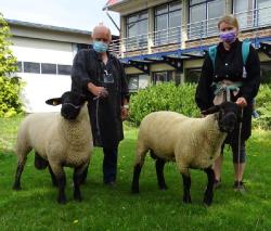 SUF-LB-Links Tuma-IB- rechts Fabienne-Kluge-mit-IA-Bock-Nbg-2020